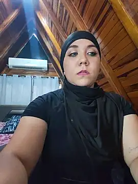 AmbarBurhan live cam on StripChat