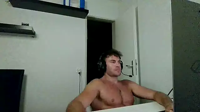 alpha-hunk webcam