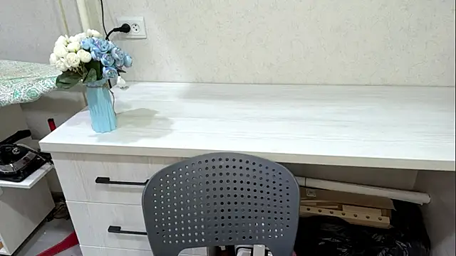 BlinkingDross live cam on StripChat