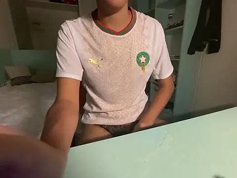 Rebeu_77