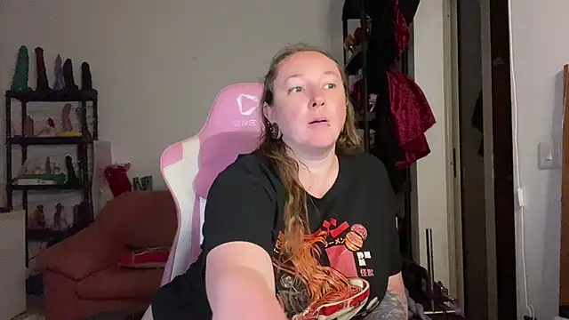kisicaxx webcam