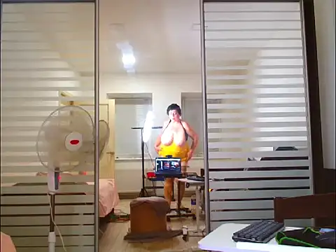 Olvia7985 live webcam show