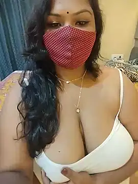 Cutee_Amrita live webcam show