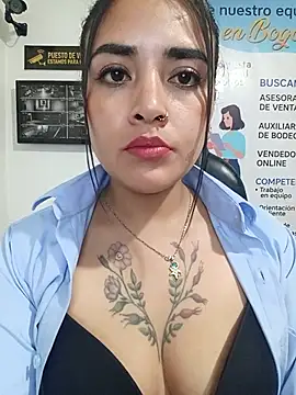 MAYE__13 live webcam show