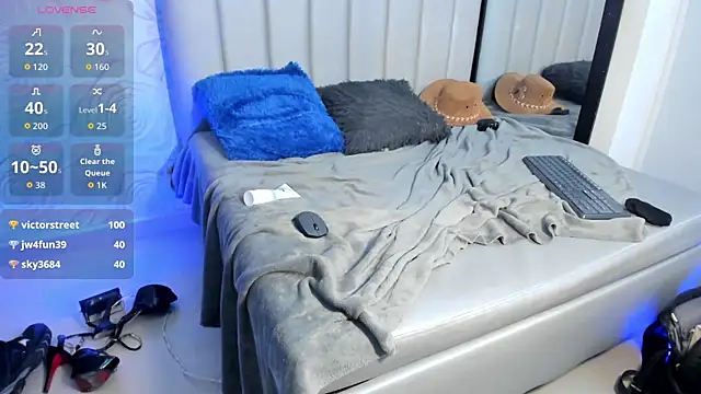 sky_velvet live webcam show