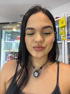 Bella-Ferrer live webcam show