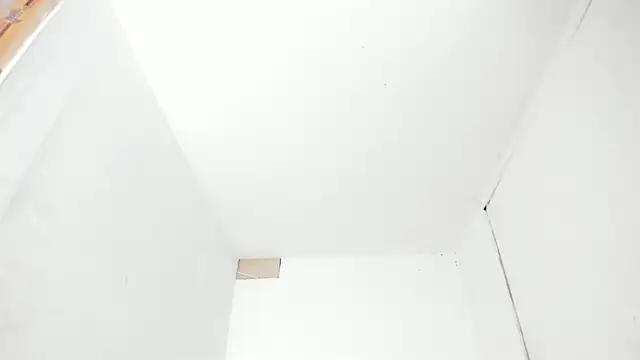 milkqueenboobs live cam on StripChat