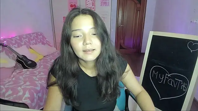 milana_marttt live webcam show