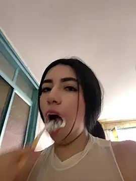 Velvetlune live webcam show