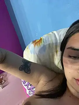 zara344 live webcam show
