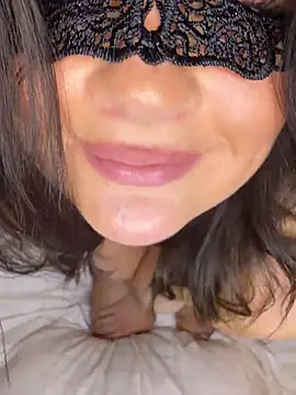 Alessandraaluxe live webcam show
