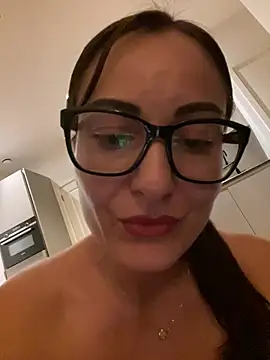 cutekittie123456 live cam on StripChat