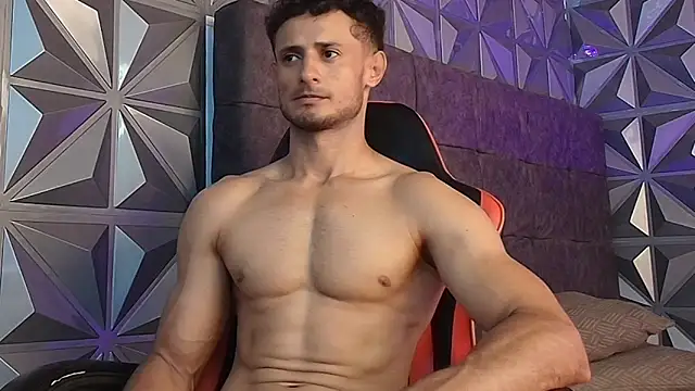 Adonys_Lewis_ webcam