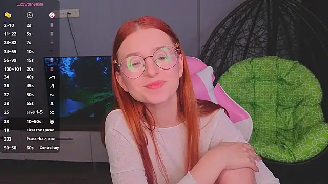 aviaveavii webcam