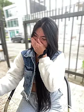 PamelaJonsom_ webcam