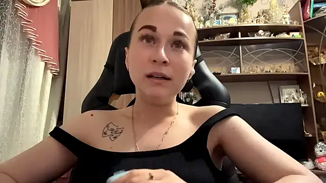 TaIliedGuest webcam