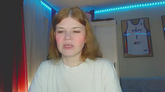 Klementa live cam on StripChat