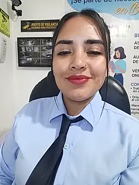 MAYE__13 live webcam show