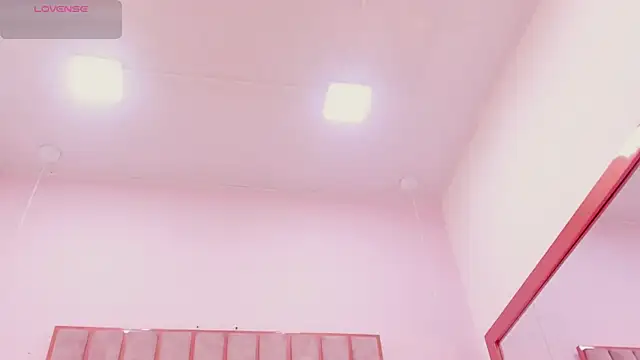 Zoe_Monrow webcam