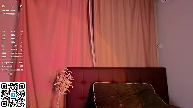 NerixalVire live webcam show