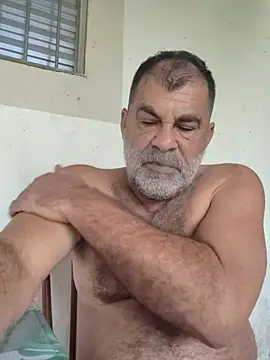 Peludo173317 live webcam show