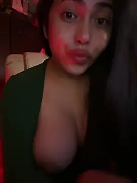 XGoodnessGracious live cam on StripChat