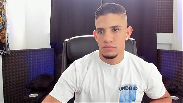 jhonnysnow17 webcam