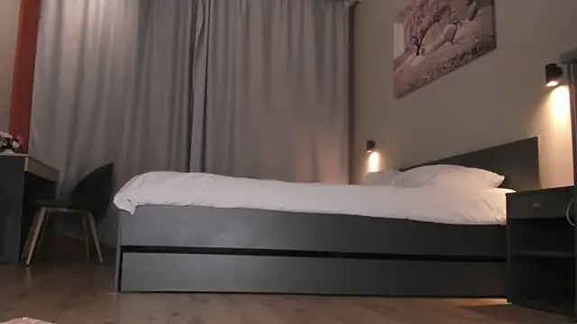 miraqqwerty live cam