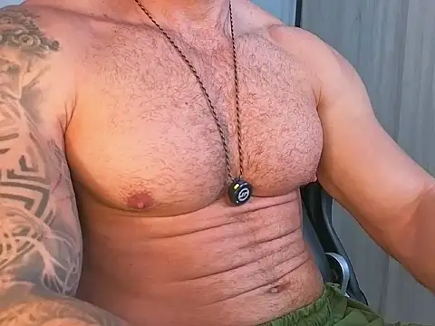 OwenMaximus814 webcam