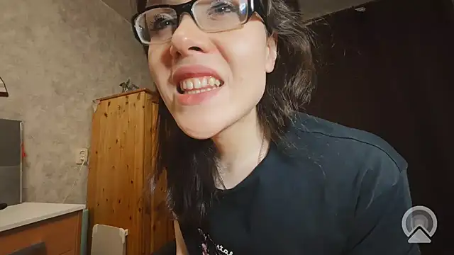 RachelSav webcam