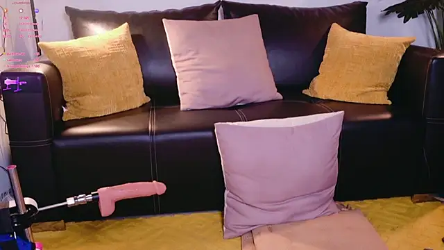 Mae_Kith_Loose webcam