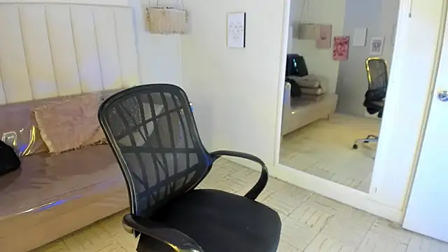 veronica_b07 webcam