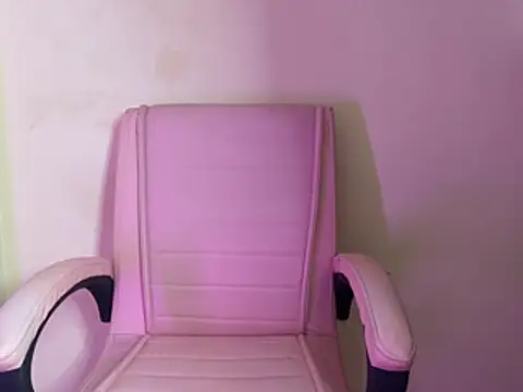 Its_cherry_magic live webcam show