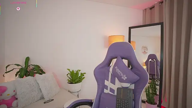 roxie_gates_ (F young) - ride dildo naked