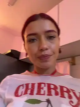 Cherry_Scarlet_ webcam