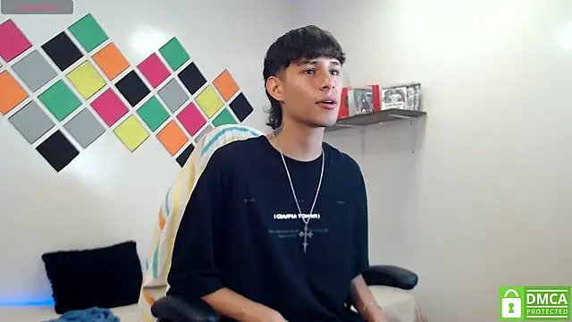 draxblade09 (M twink) - Get naked + jerking 15mn