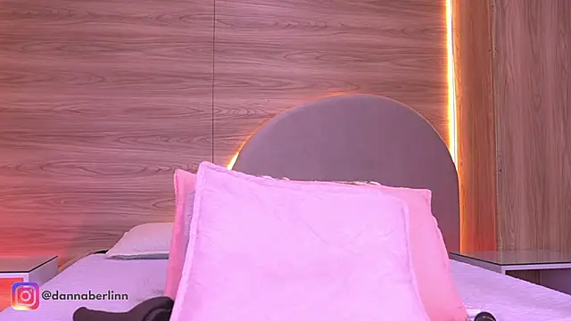 danna_berlin_ webcam
