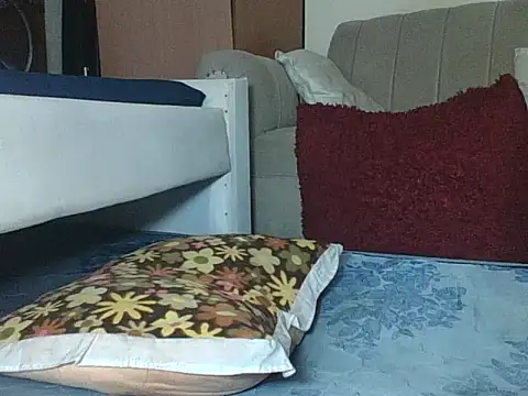 Sexyblackgold webcam