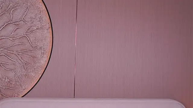 OliviaNoirr live cam on StripChat