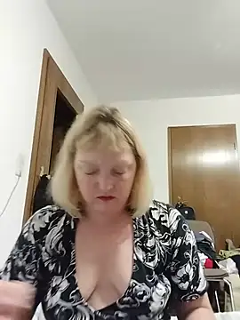 LiluLiluLilu webcam