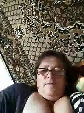 MilaCold5443 webcam