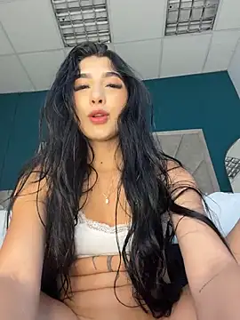 BadLilAngelXXX webcam