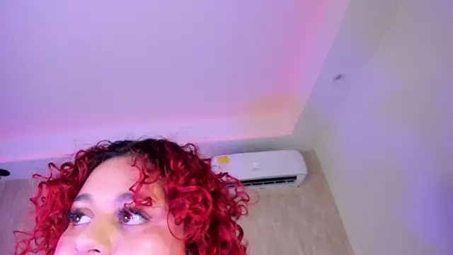 RosalieVittoria webcam