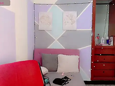 sexy-love233 live cam on StripChat