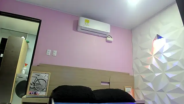 Liana_noa webcam