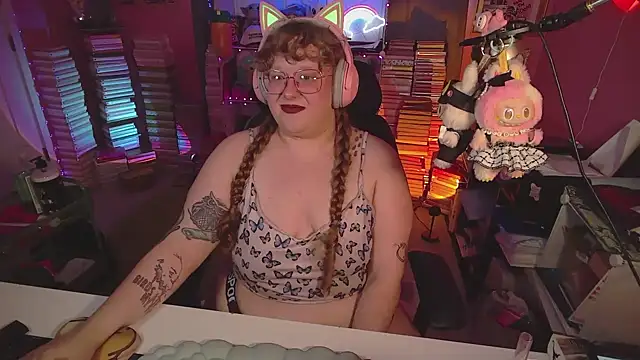 FatVeronica live webcam