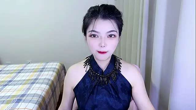 u8u8u live webcam show