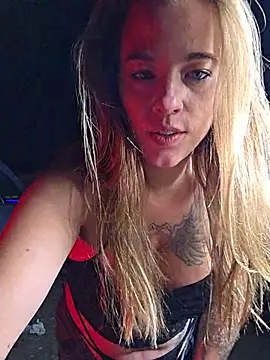 Luna_Lynn webcam