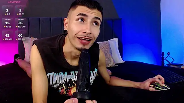 Toyboy_richard webcam