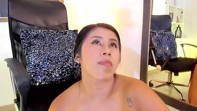 Karlagonzales_ webcam